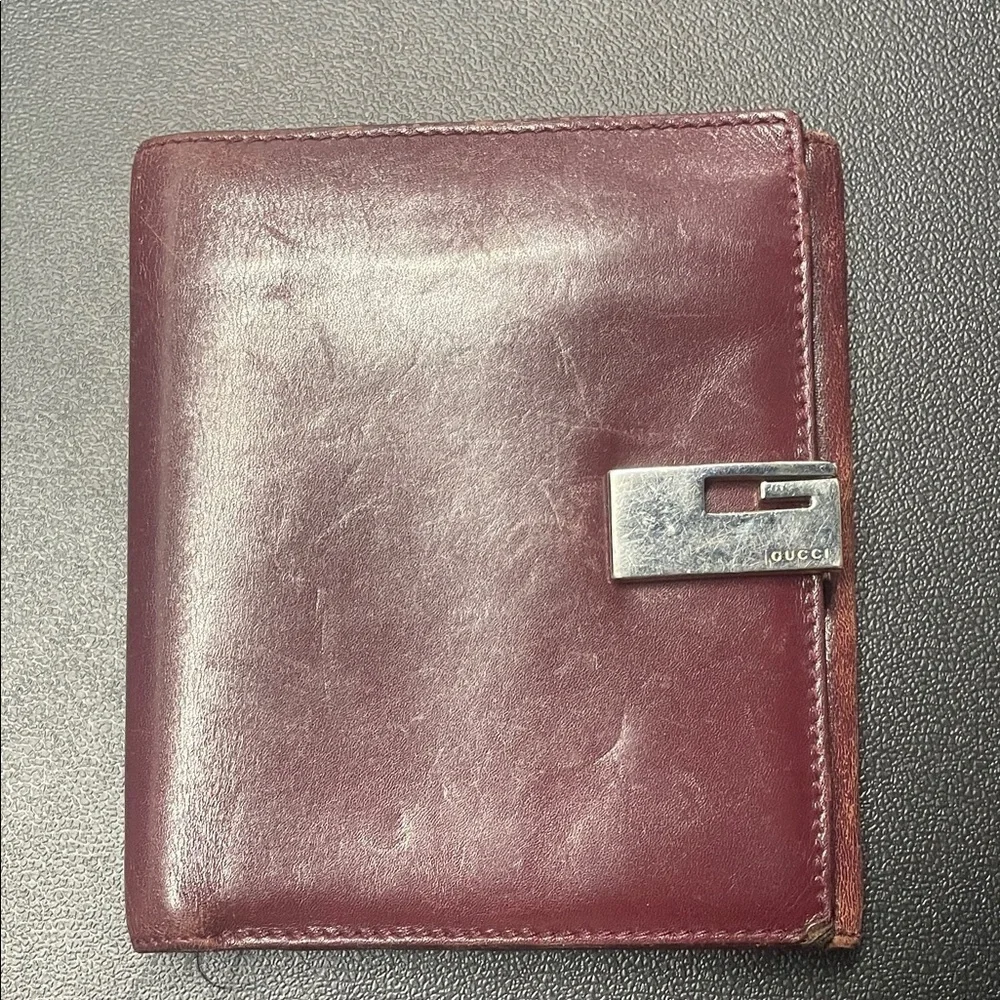 Gucci Maroon Leather Card Holder